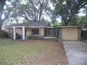 1738 San Mateo Dr, Dunedin FL  34698-3717 exterior