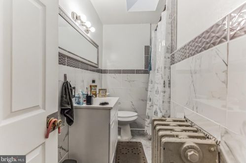 406 Rand St, Camden NJ 08105-2712 exterior