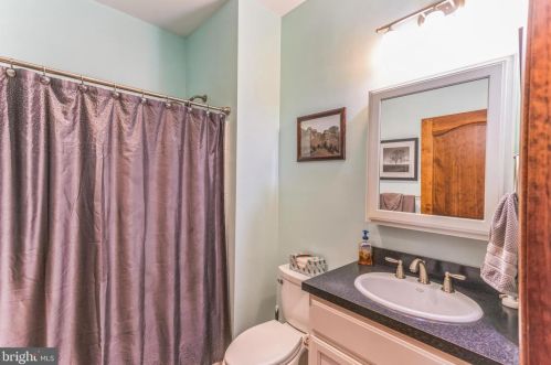 318 Commissioners Pike, Pilesgrove NJ 08098-2035 exterior