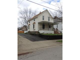 2230 25th St, Akron, OH 44314-2202