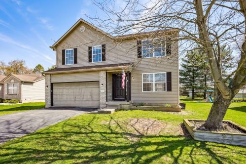 248 Isaac Tharp St, Pataskala, OH 43062-8962