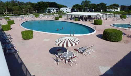 15355 Lakes Of Delray Blvd, Delray Beach FL  33484-4397 exterior