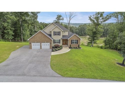 1545 Lakewood Dr, Ridgeley WV  26753-9829 exterior