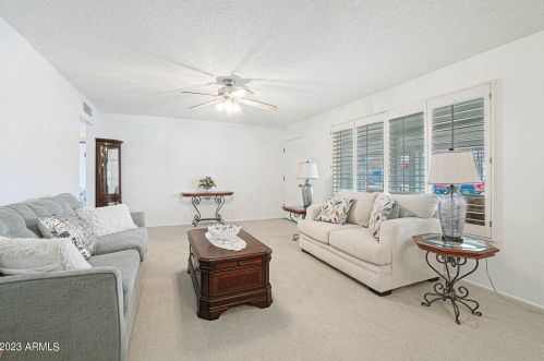 6266 Dodge St, Mesa, AZ 85205-6734