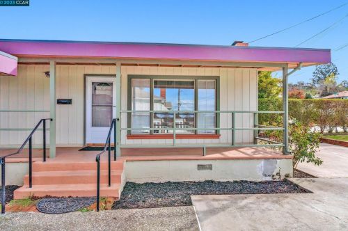 935 2nd Ave, Pinole, CA 94564-2466