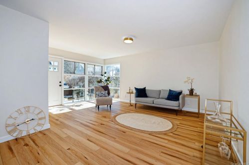 2603 Mercer Ct, Yorktown Hgts NY  10598-3103 exterior