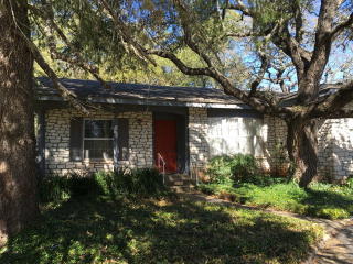 104 Glenwood Dr, Fredericksburg TX  78624-2910 exterior