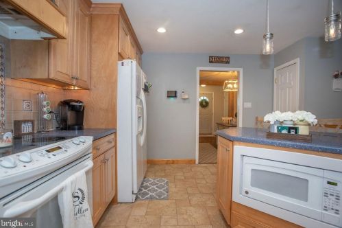 2613 Chinchilla Dr, Wilmington, DE 19810-1506