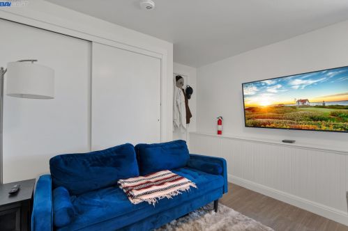 64 Panoramic Way, Berkeley CA 94704-2540 exterior