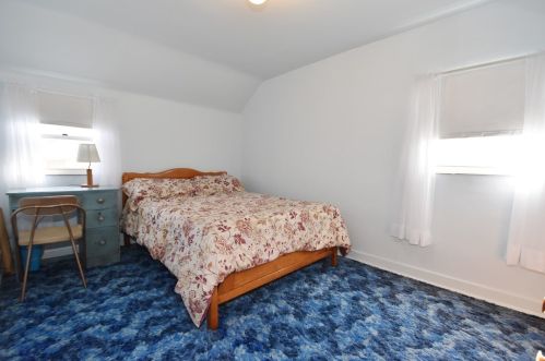 584 Bigelow St, Pittsburgh PA  15207-1272 exterior