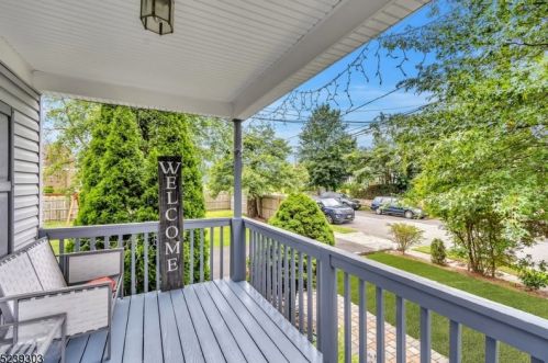 214 3rd Ave, Manville, NJ 08835-1314