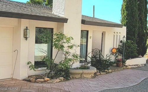 6835 Mamaronick Dr, Tucson, AZ 85718-1702