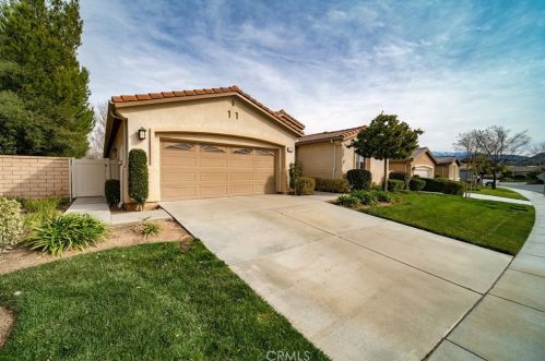1562 Green Creek Trl, Beaumont CA  92223-7364 exterior