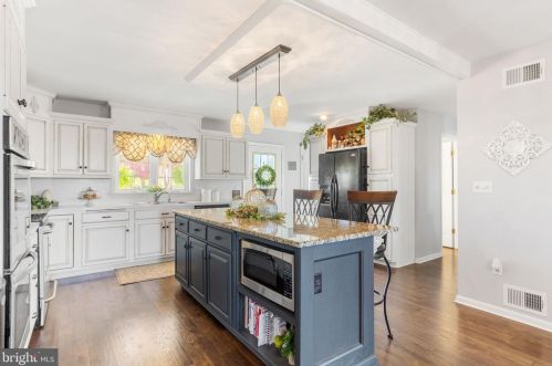 269 Mount Airy Rd, Smithville PA  17560-9762 exterior