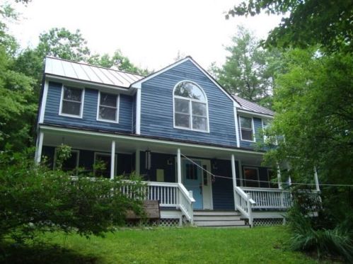 61 King James Rd, Enfield, NH 03748-3817