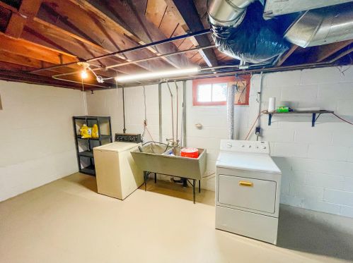 2830 55, Milwaukee WI 53219-3356 exterior