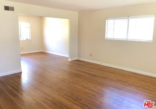 6851 Laurelhurst Dr, Huntington Beach, CA 92647-4015