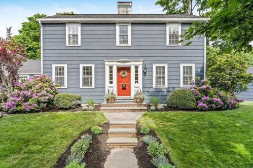 70 Alton Rd, Quincy, MA 02169-7910