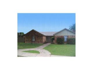 1428 Brook Meadow Cir, Lancaster TX  75134-2941 exterior