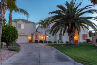 1825 Willow Tree Ct, Gilbert, AZ 85234-4933