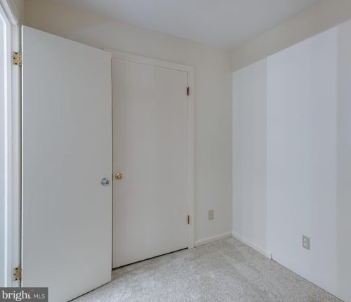 1606 Windybush Rd, Wilmington DE  19810-4442 exterior