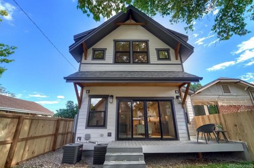 1241 Jackson St, Denver CO 80210-6616 exterior