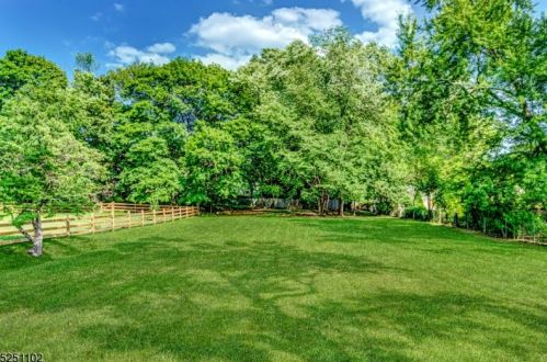 50 Liberty Rd, Bernardsville, NJ 07924-2709