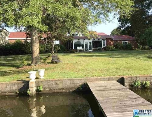 140 Hummingbird Ln, Oak Grove, AL 35151-5551