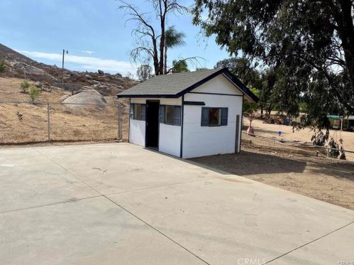 27931 Packard St, Menifee CA  92585-9484 exterior