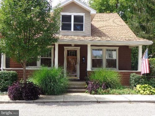 260 Arch St, Carlisle, PA 17013-3868