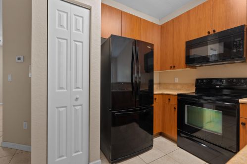 1709 Umbria St, Fort Pierce FL  34953-4667 exterior