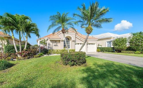 12790 Oak Knoll Dr, West Palm Beach, FL 33418-6982
