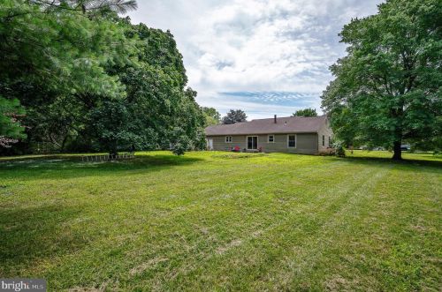 19 Viereck Rd, Auburn NJ  08085-3614 exterior