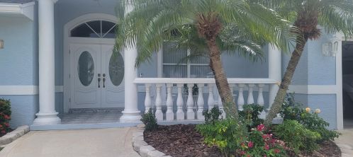 982 Atlantus Ave, Fort Pierce, FL 34983-3906