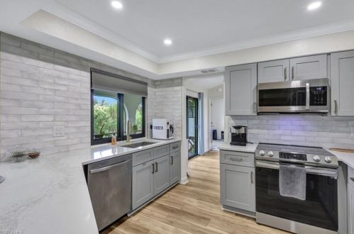 4984 30th Pl, Naples FL  34116-7749 exterior