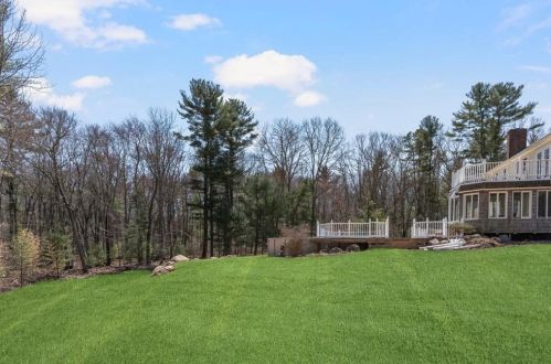 1928 Victory Hwy, Coventry, RI 02816-4512
