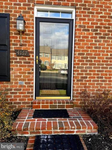 4167 Kittatinny Dr, Navy Sup Dpt, PA 17050-9137