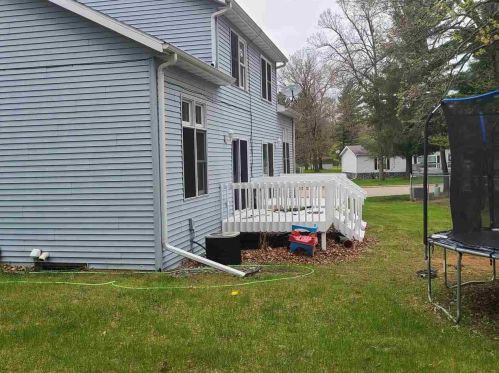 505 3rd St, Friendship, WI 53934-8004