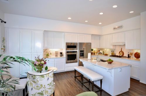 33770 Summit View Pl, Temecula CA  92592-5636 exterior