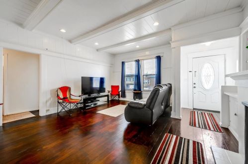 745 Bellevue Ave, Daly City CA  94014-1137 exterior