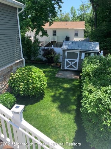 61 Venice Dr, Bricktown NJ  08723-6976 exterior