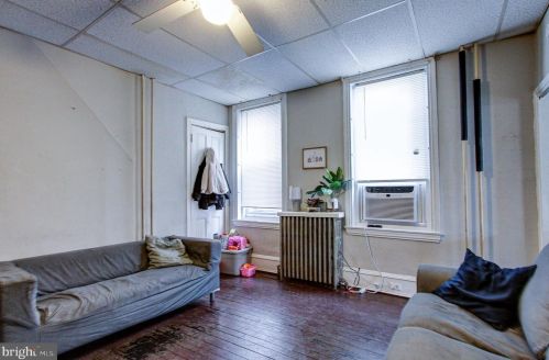 558 Stanbridge St, Norristown PA  19401-5312 exterior