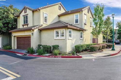 28533 Anchorage Ln, Hayward, CA 94545-4773