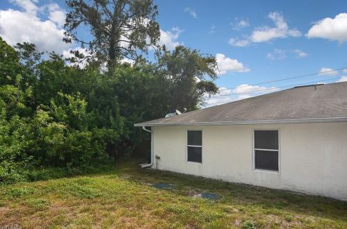 108 Gretchen Ave, Lehigh Acres FL 33973-2001 exterior