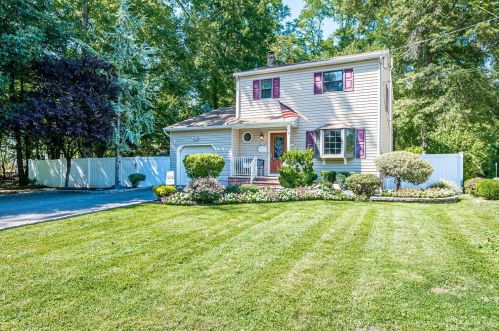 146 Golf Ave, South Plainfield, NJ 07080-5508