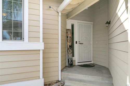 166 Buttercup Cir, Vacaville CA  95687-7319 exterior