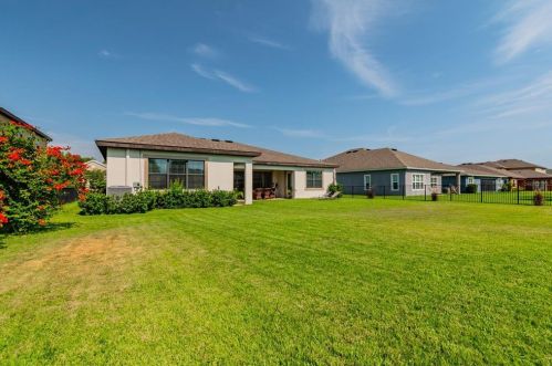 8147 Swiss Chard Cir, Land O Lakes FL  34637-7596 exterior