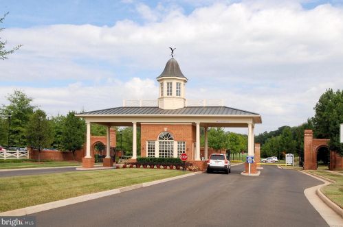 15046 Gaines Mill Cir, Haymarket VA  20169-4500 exterior