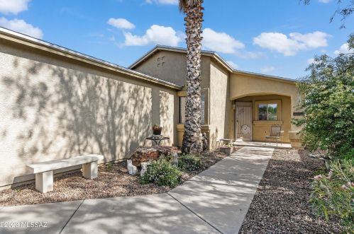 1305 Laporte Ln, Tucson, AZ 85714-1169