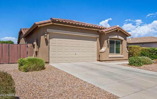 1046 Empress Tree Ave, San Tan Valley, AZ 85140-7639